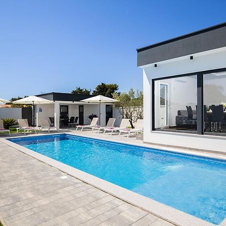 Villa L&L Medulin Eksteriør bilde